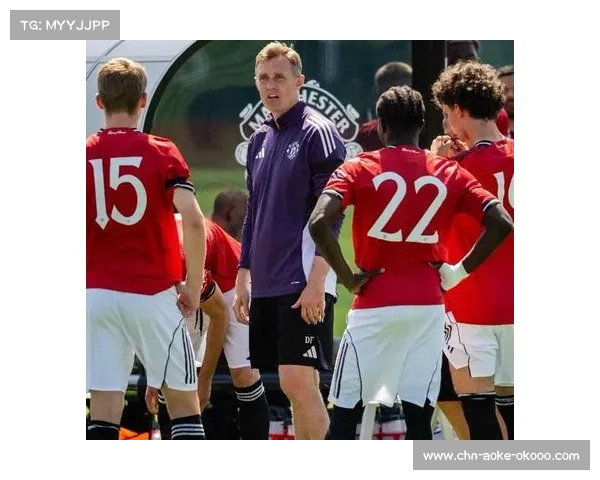 曼联弗莱彻，足坛传奇与辉煌岁月